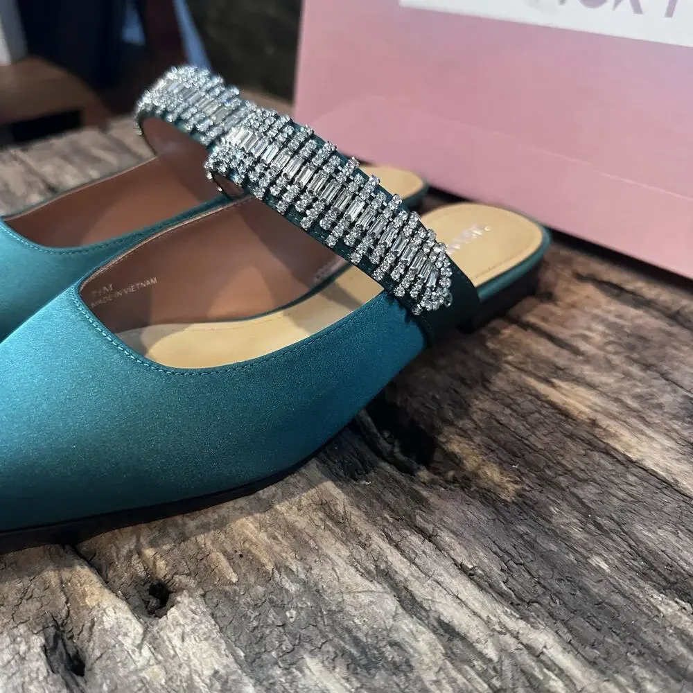 Lisa Vicky MOVE-V Dark Green Satin Flats – Women’s 7.5M, New in Box